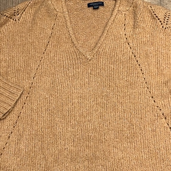 American Eagle 🦅 Jegging Fit oversized Wool Blend Sweater, Khaki, Size XL - EUC - Picture 4 of 10